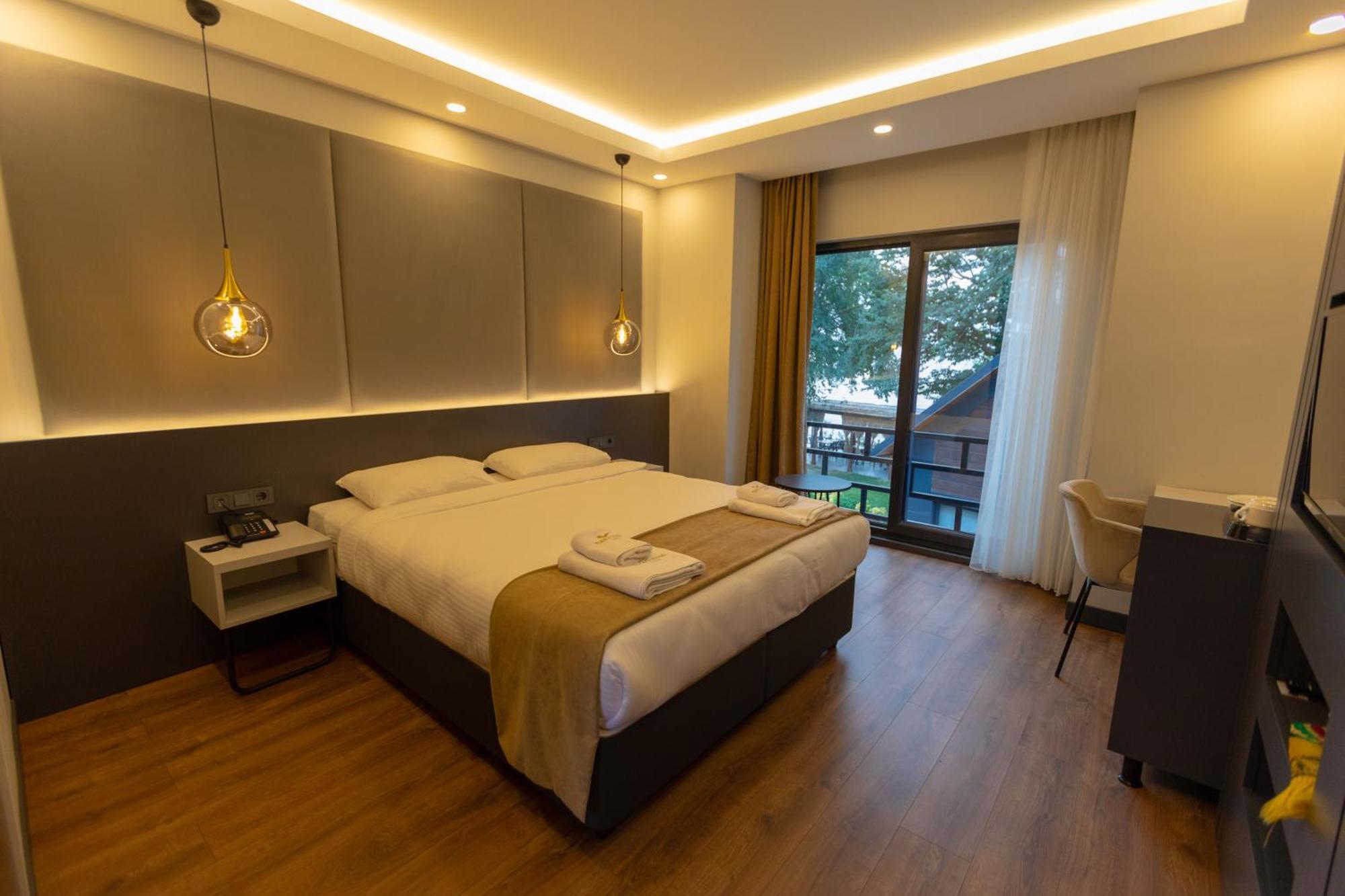 Santana Otel Трабзон Екстериор снимка