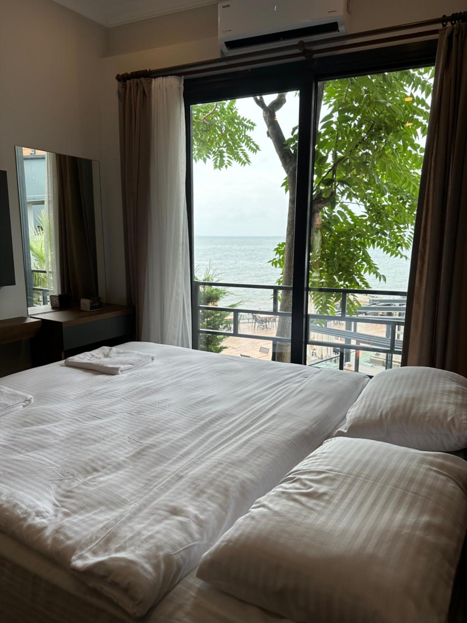 Santana Otel Трабзон Екстериор снимка