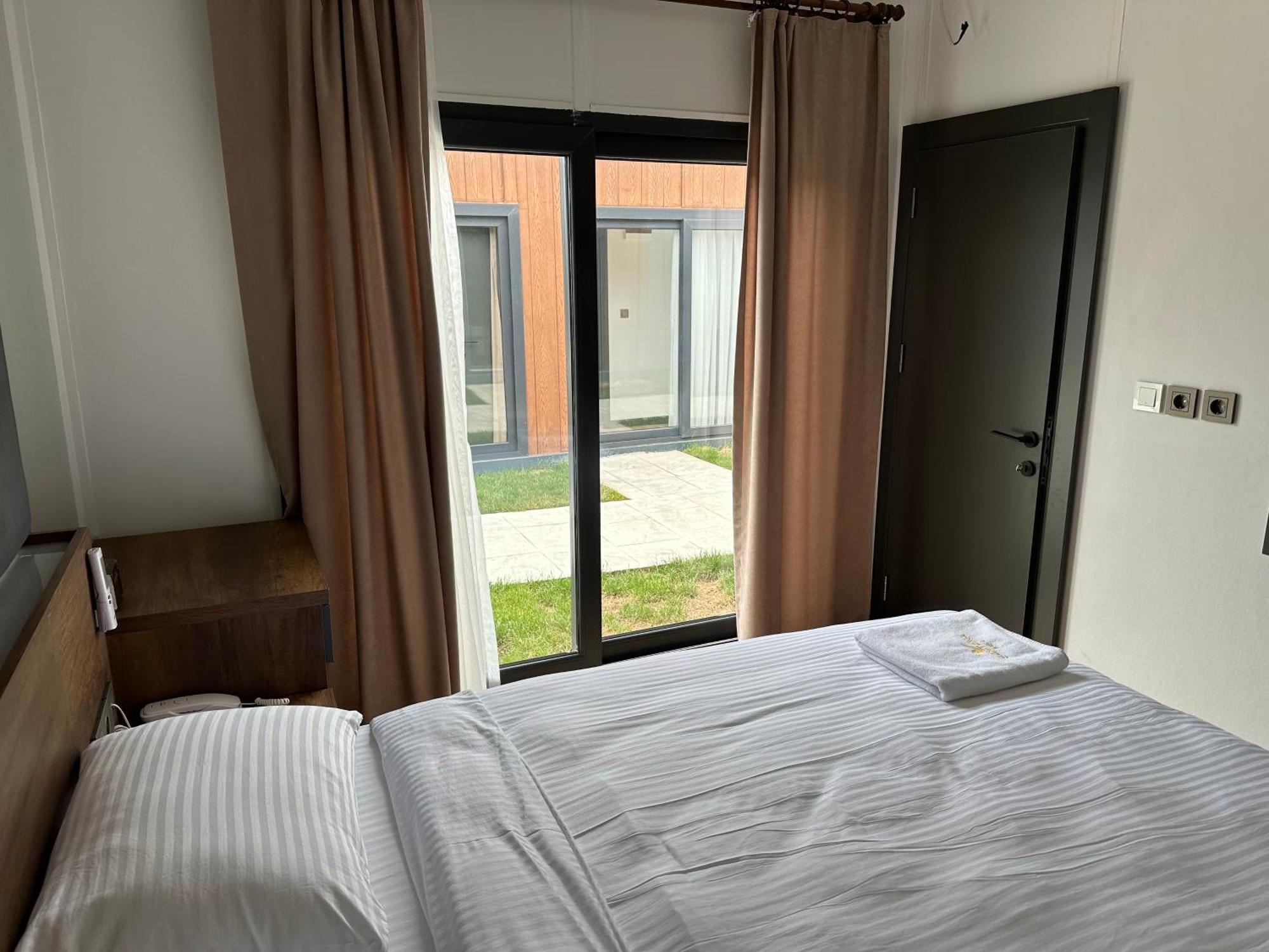 Santana Otel Трабзон Екстериор снимка