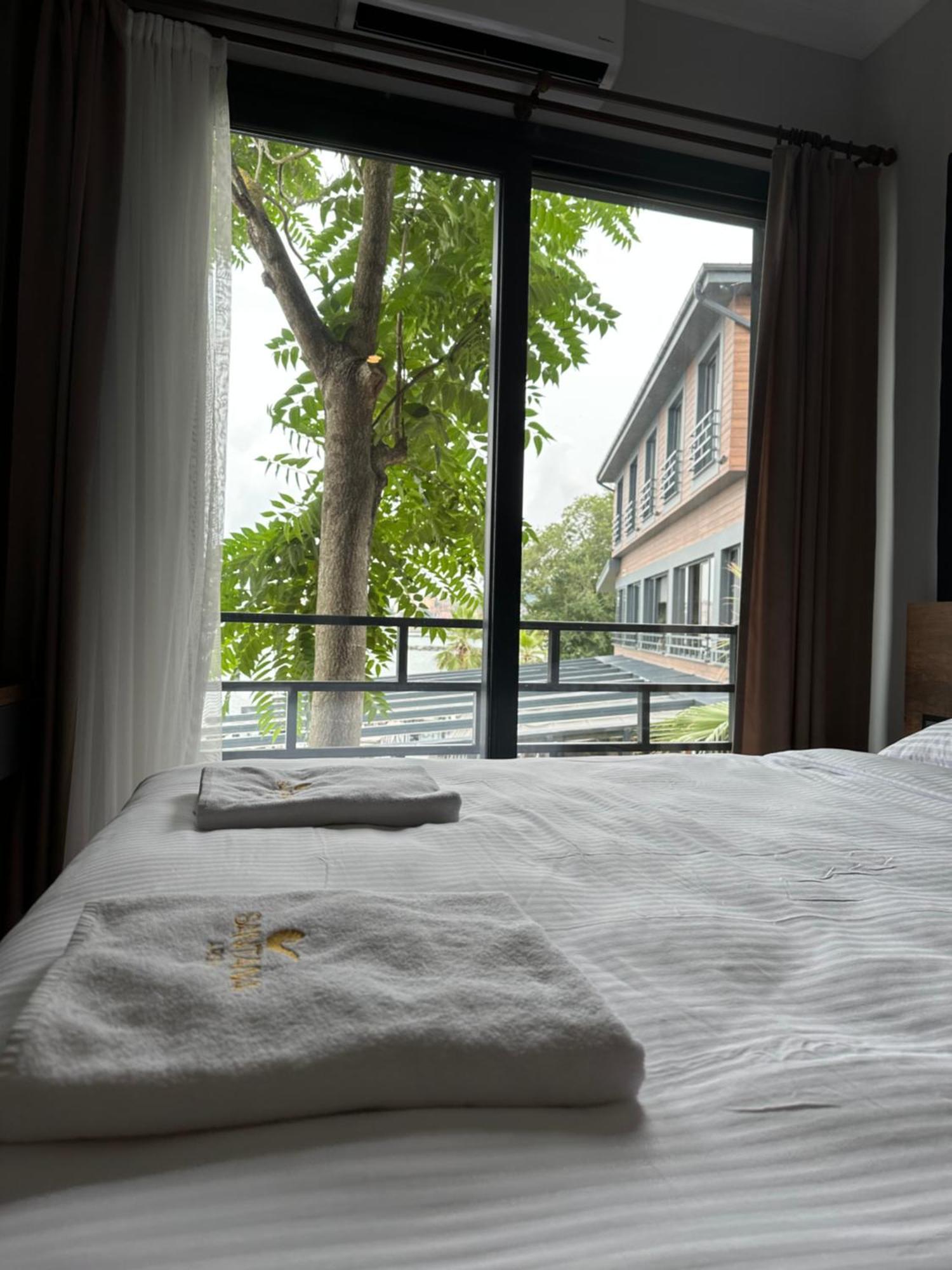 Santana Otel Трабзон Екстериор снимка